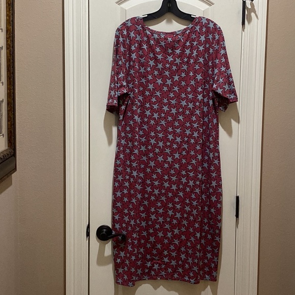⭐️Stars⭐️ LuLaRoe Sz:3XL “Julia” Grey/Red Dress, Excellent Condition, Never Worn - Picture 5 of 5